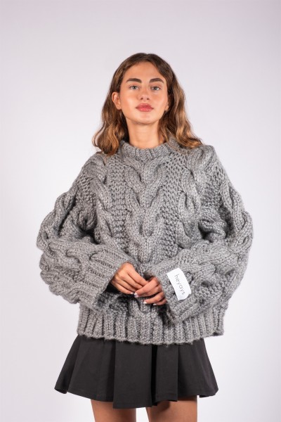Basic Twist Detail Hand-Knitted Sweater