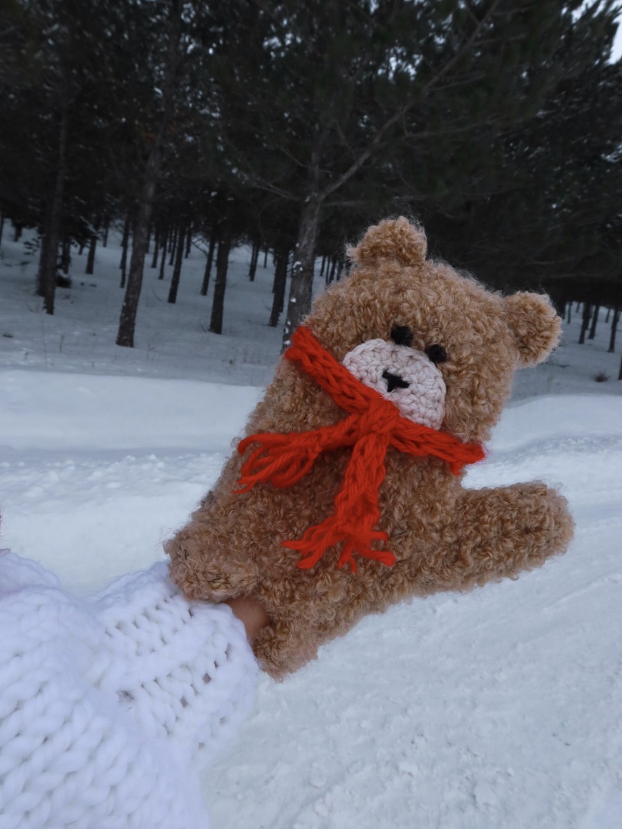 Hand-Knitted Gloves