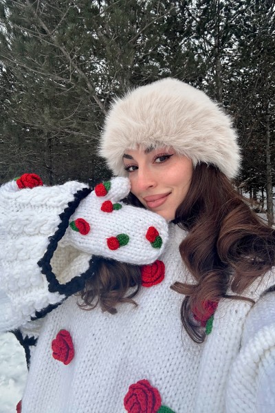 Hand-Knitted Gloves