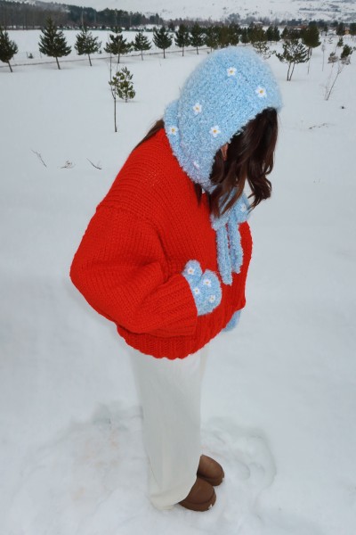 Blue Daisy Knit Bonnet Hood 
