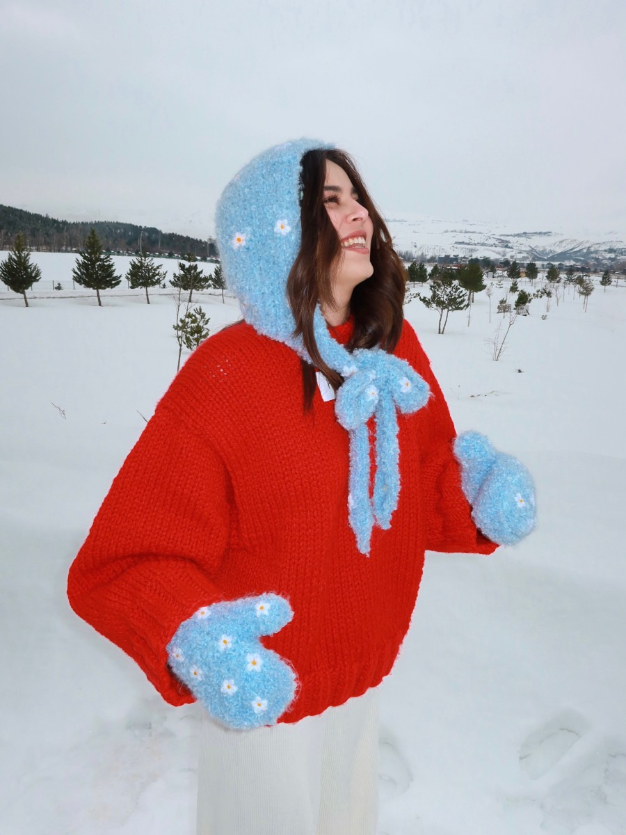 Blue Daisy Knit Bonnet Hood 